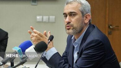 تاکید وزیر اقتصاد بر حمایت از بنگاه‌های اقتصادی و بازارهای مالی